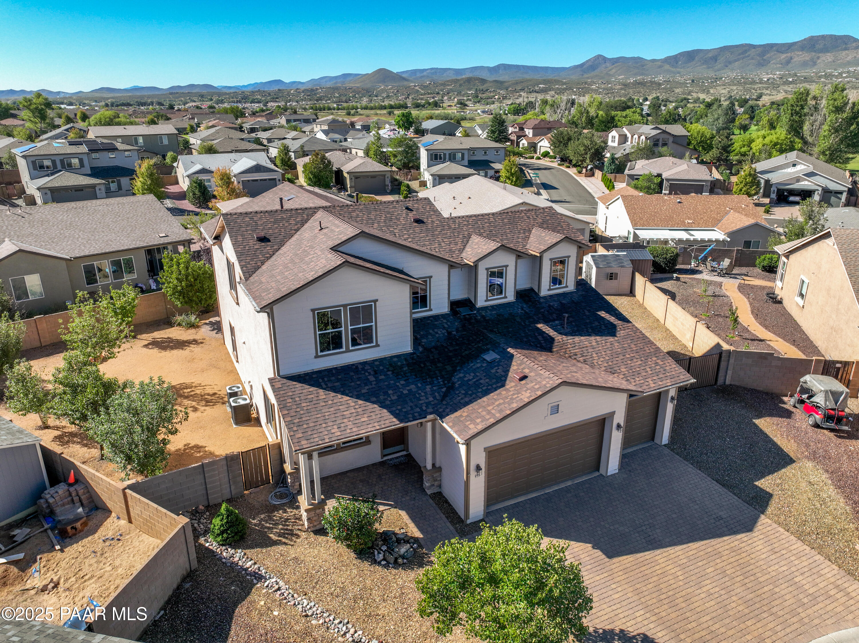 955 N Ceballos Court