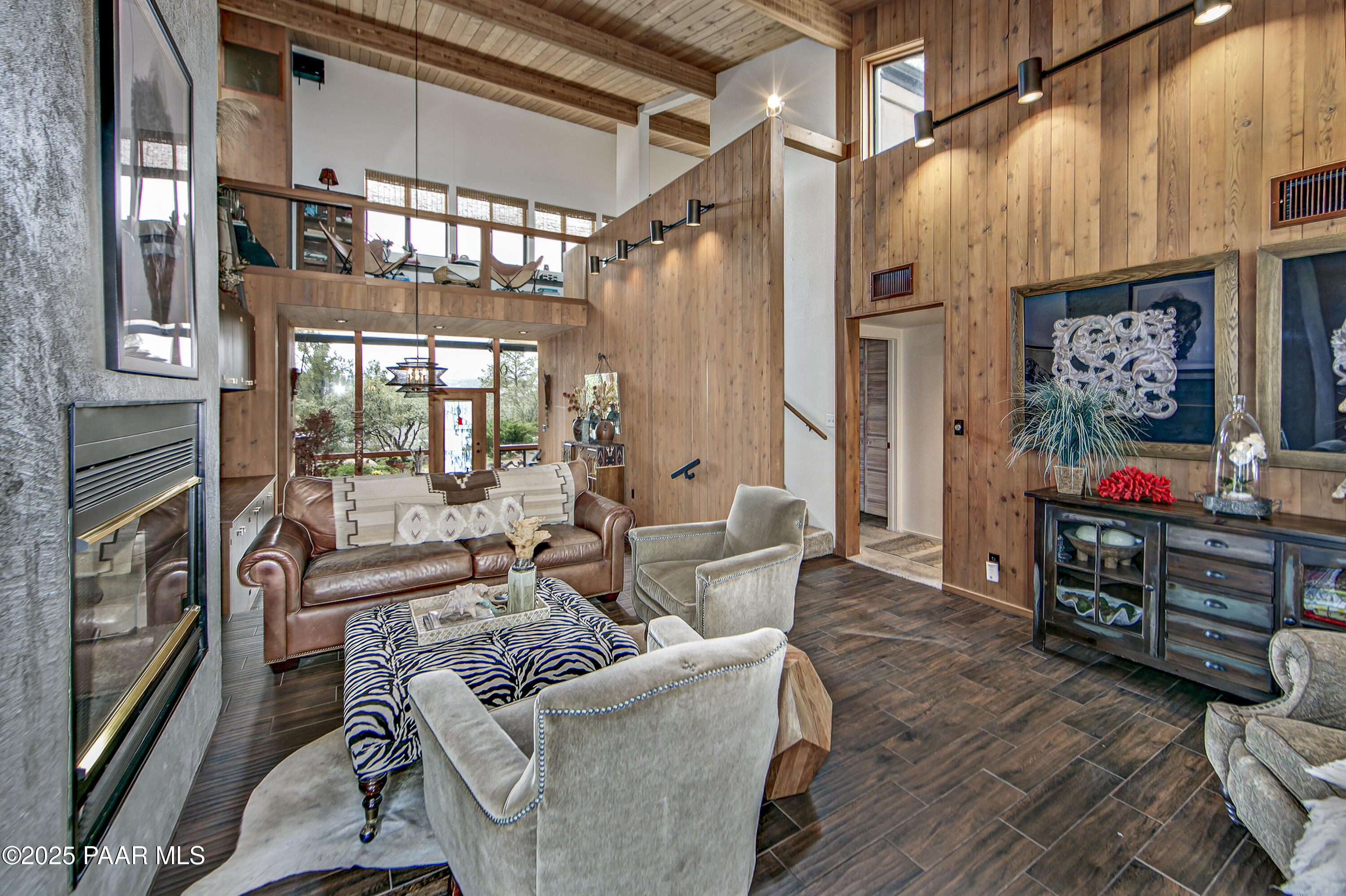 930 Country Club Drive