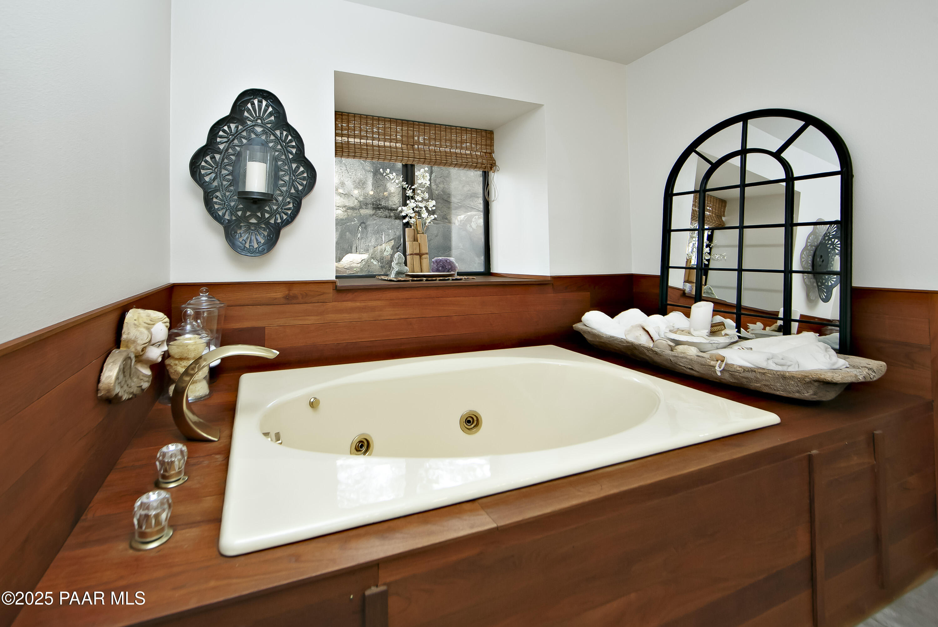 930 Country Club Drive