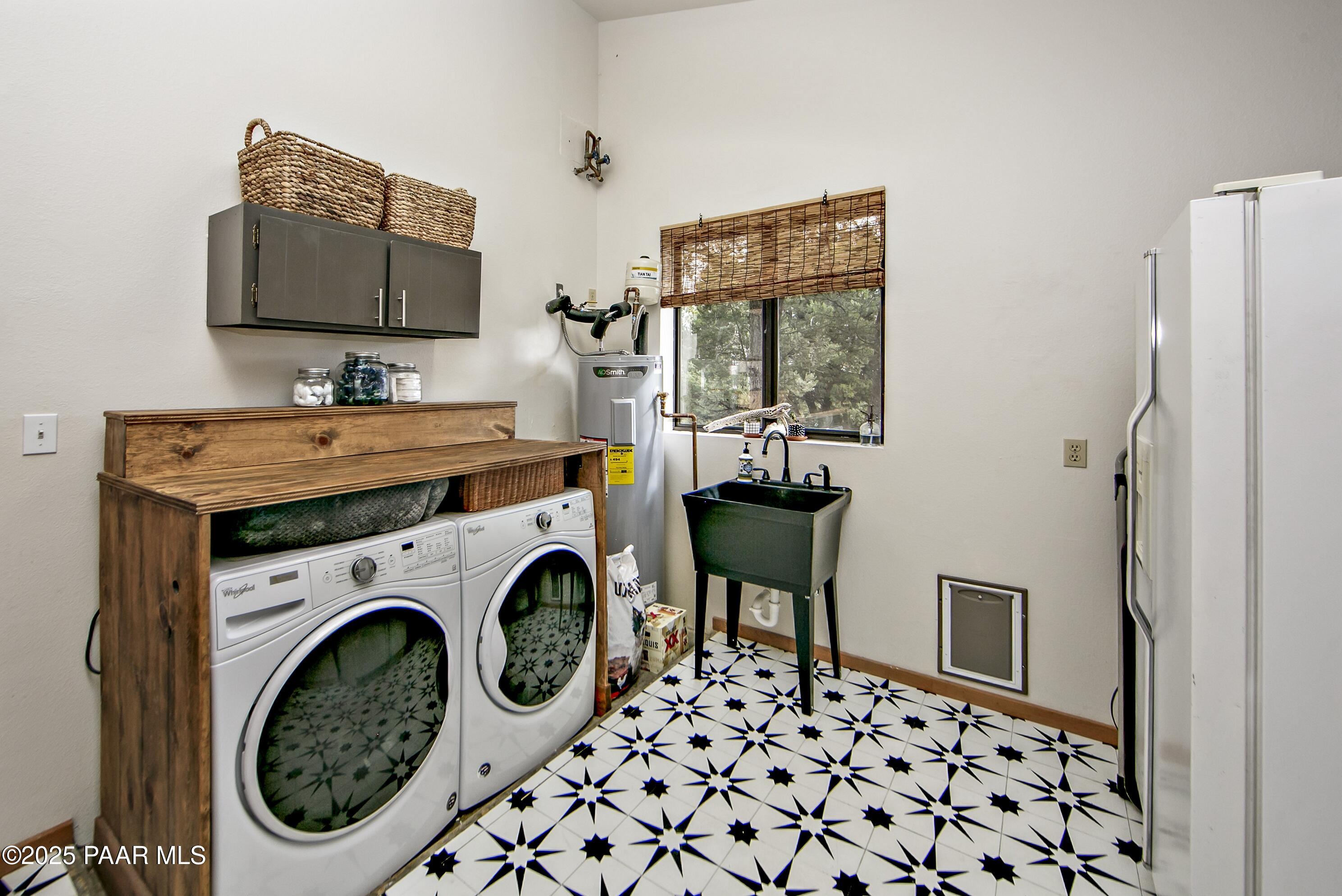 930 Country Club Drive