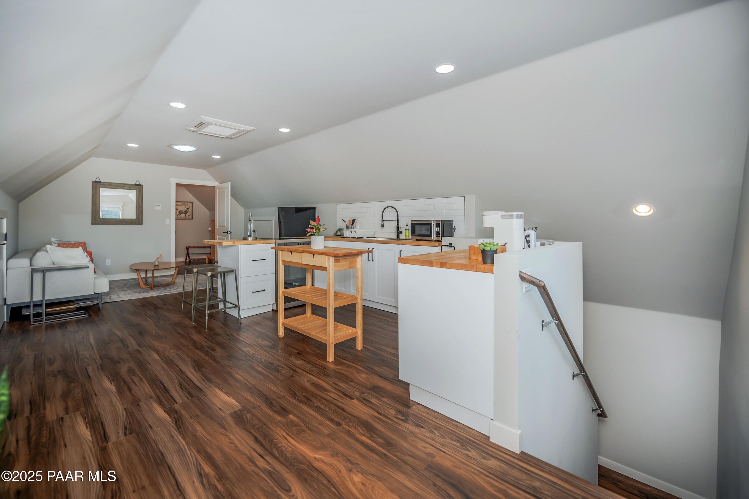 10100 N Prescott Ridge Road