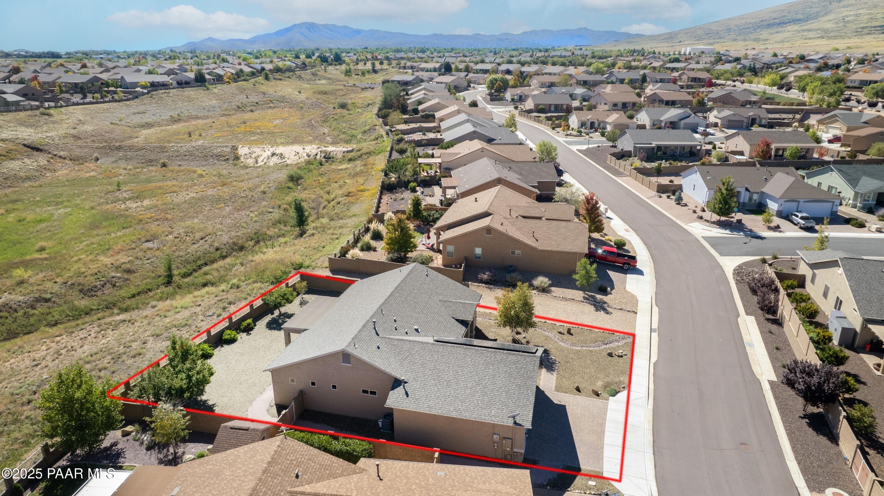 4393 N Cambridge Avenue