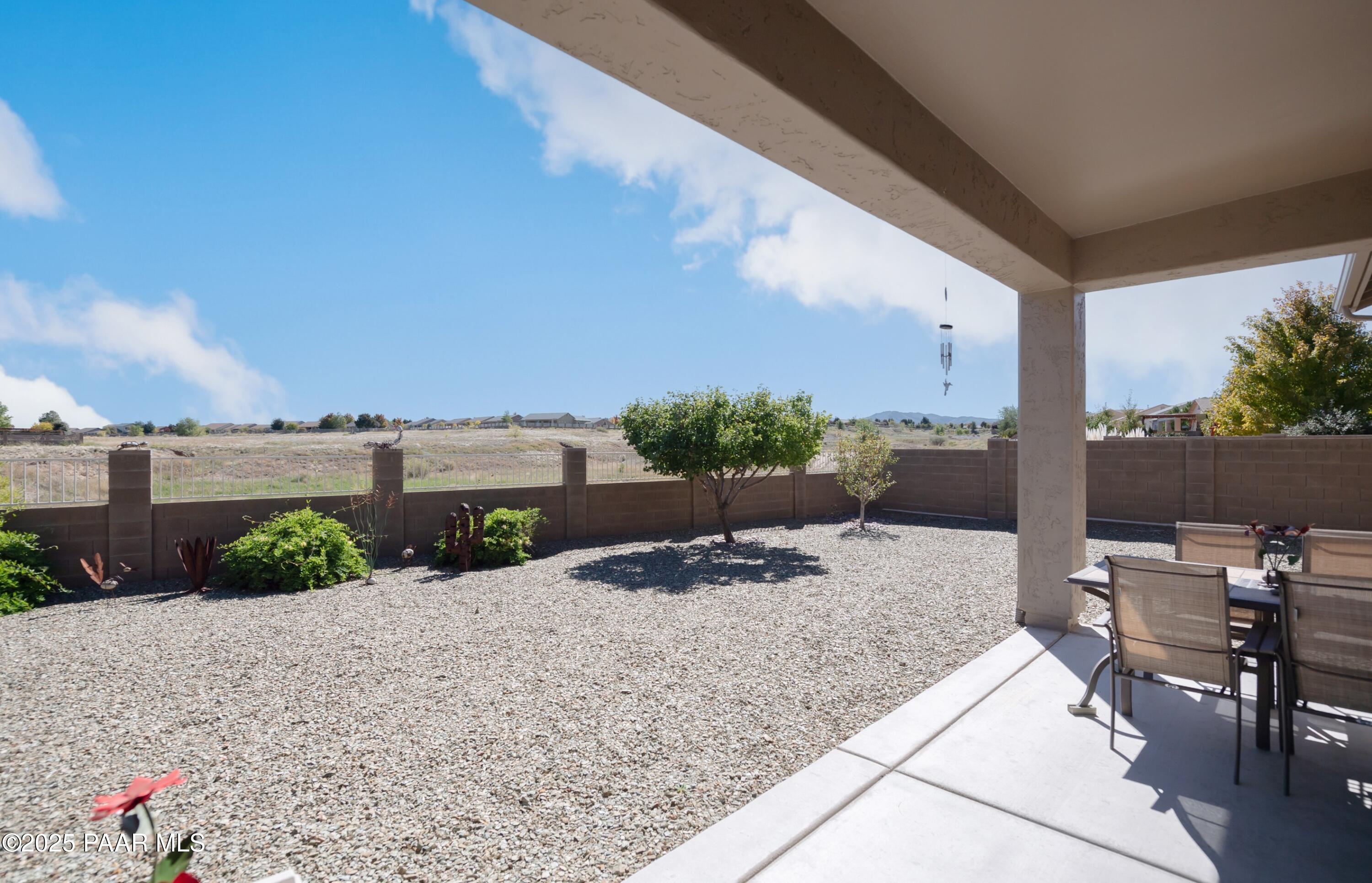 4393 N Cambridge Avenue