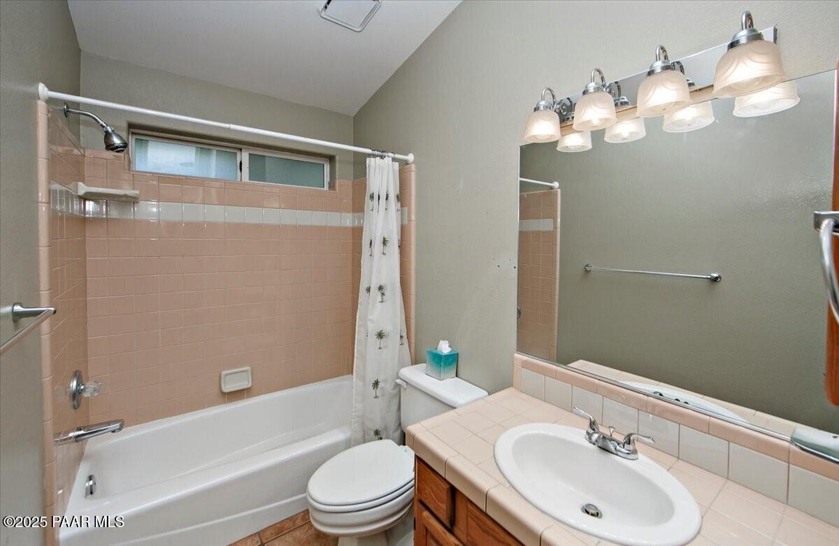 1713 Broken Arrow Drive