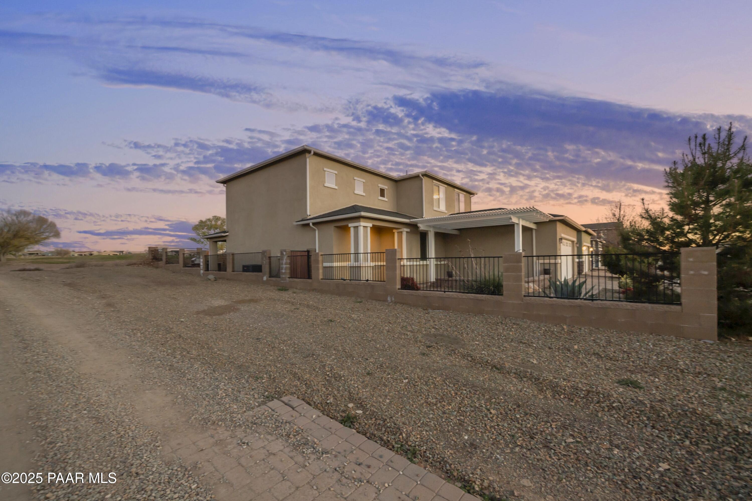 823 N Morales Street