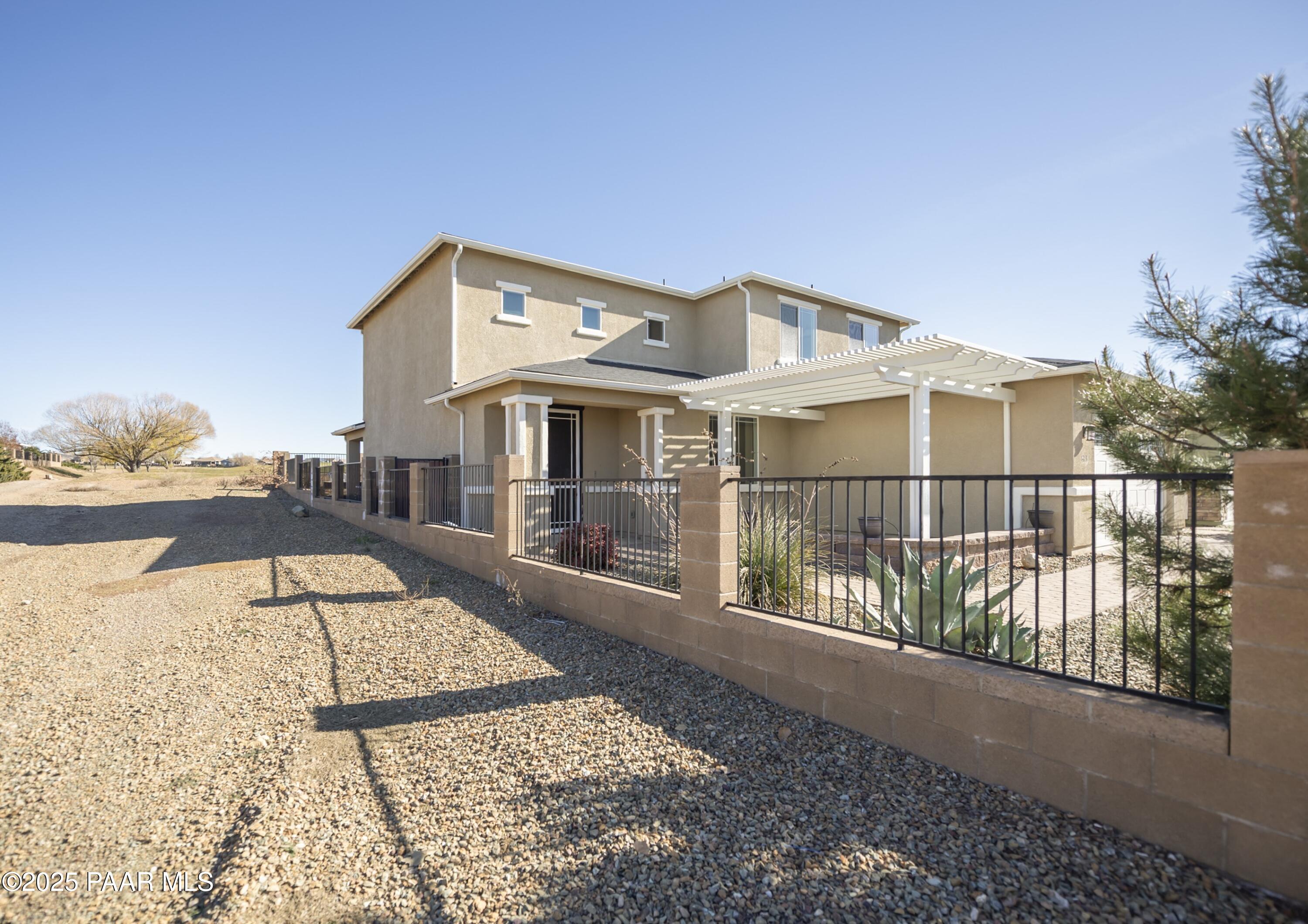 823 N Morales Street