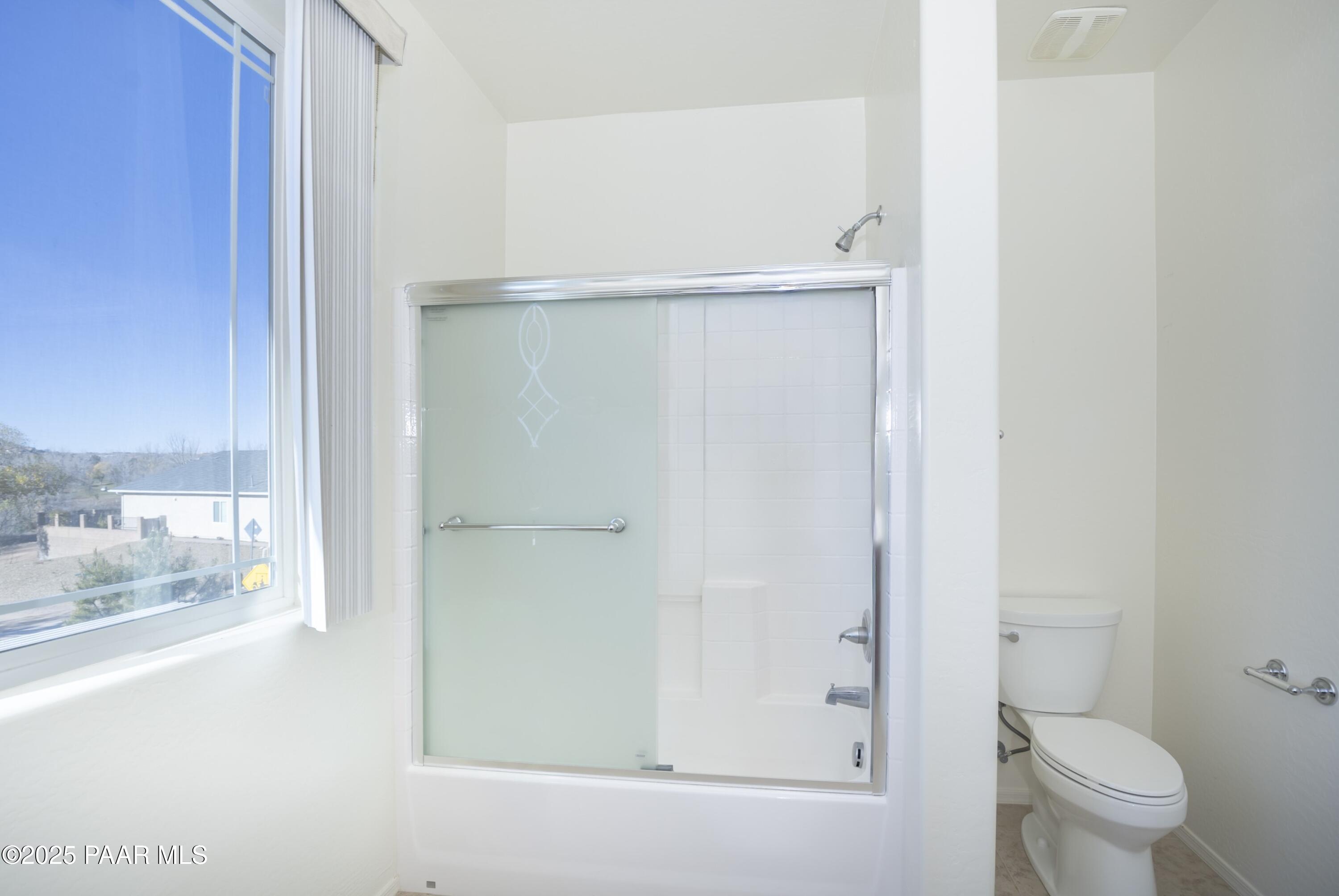 823 N Morales Street