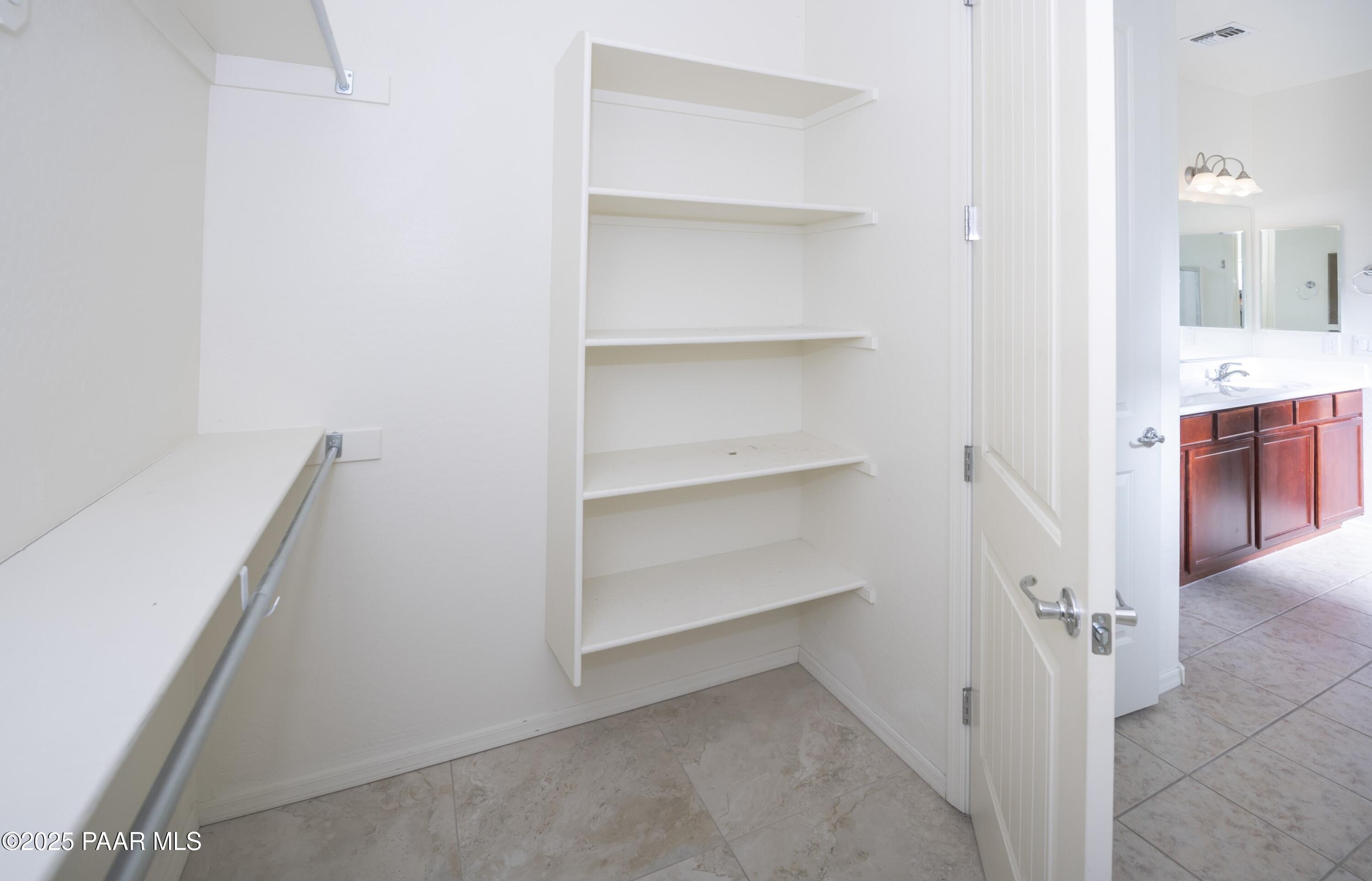 823 N Morales Street