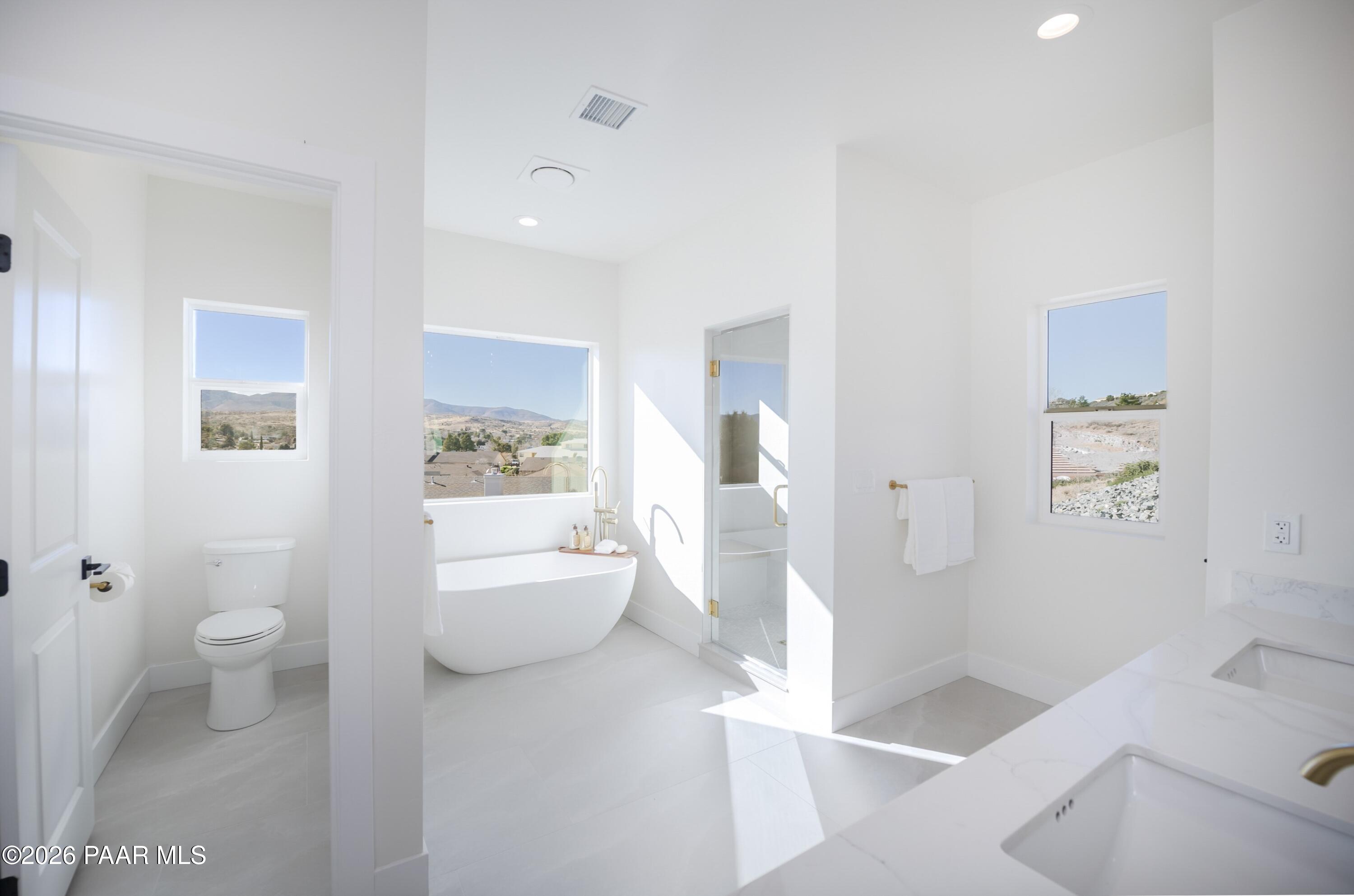 10603 E Straight Arrow Road