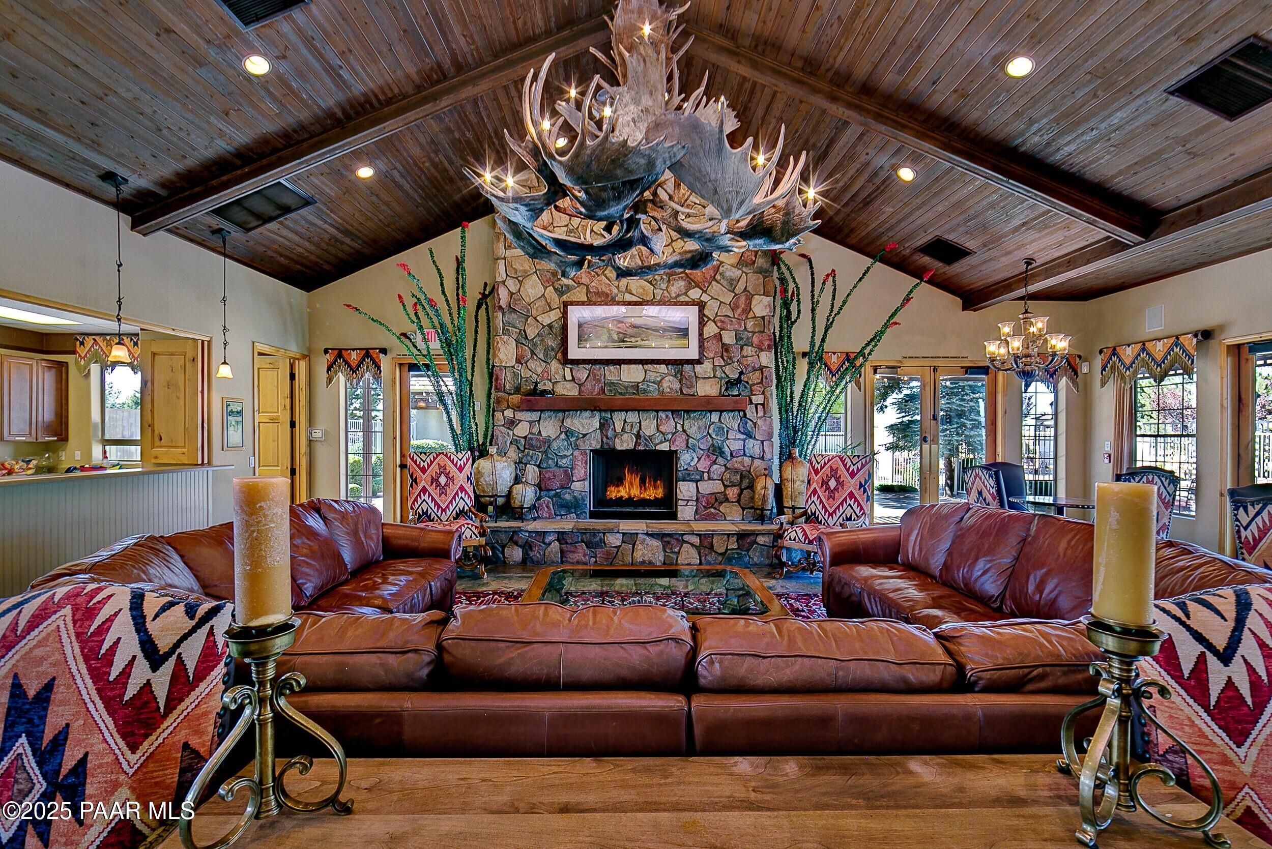 7665 E Fieldstone Drive