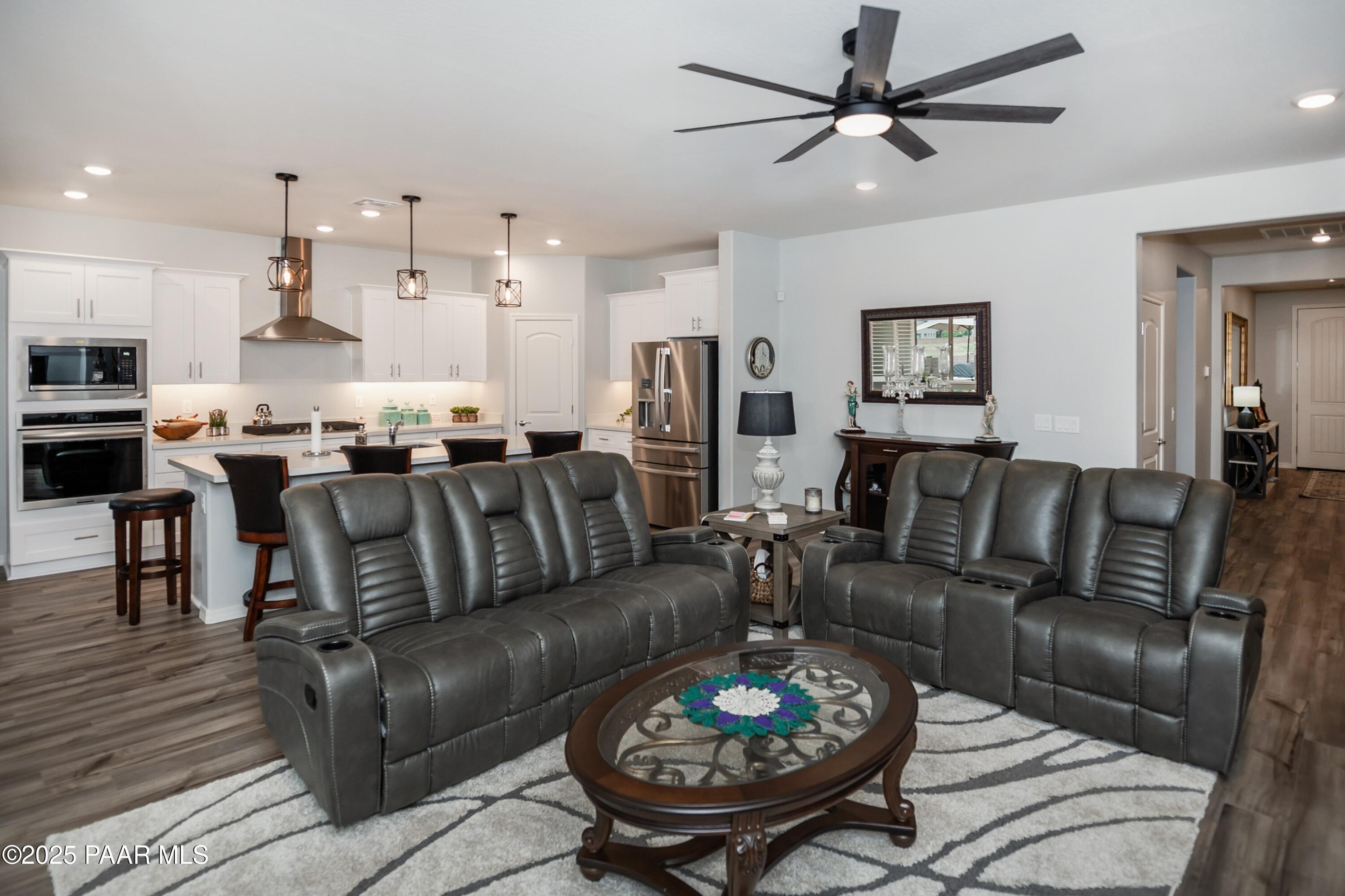 7665 E Fieldstone Drive