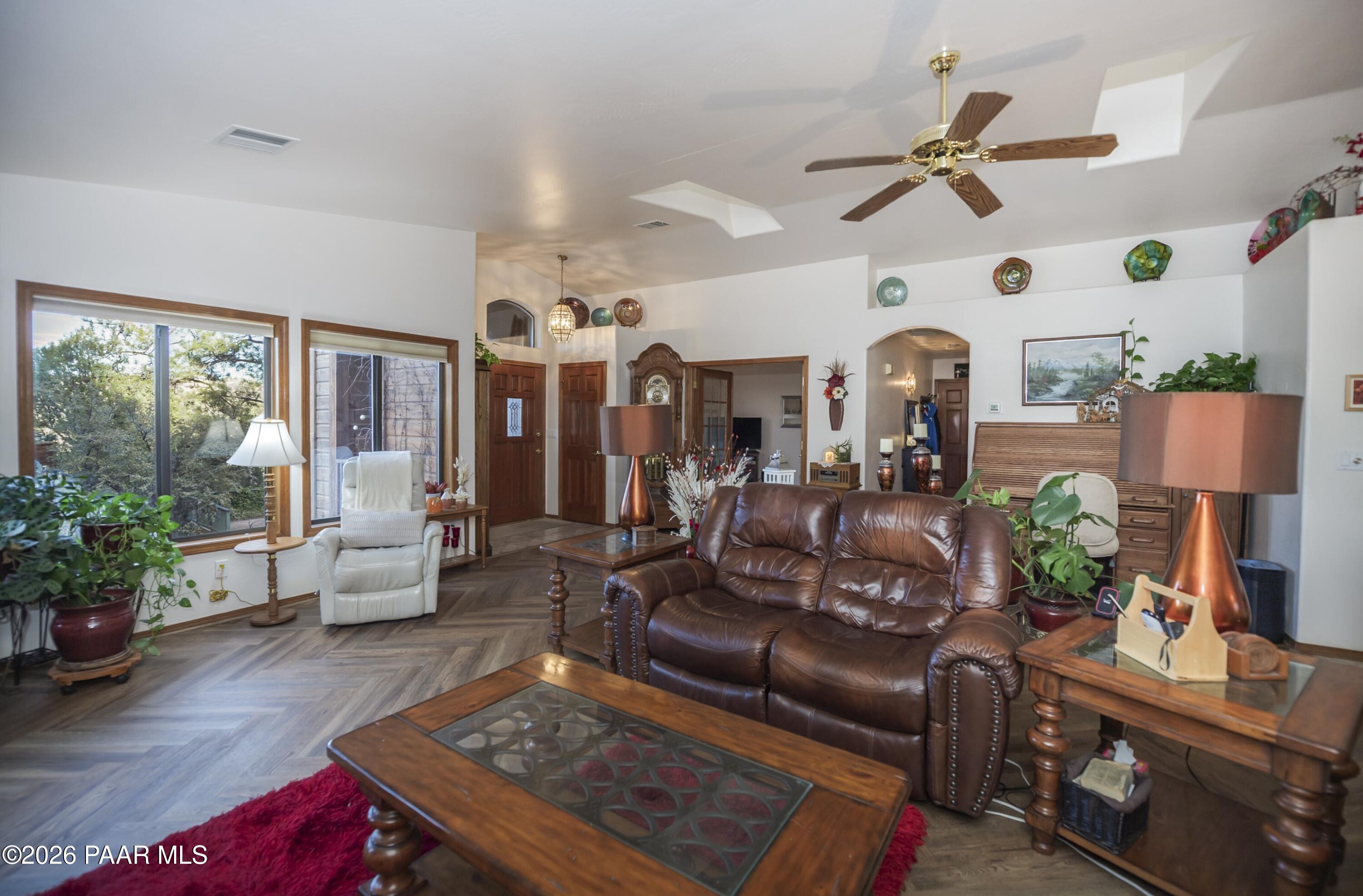 1420 Royal Oak Circle