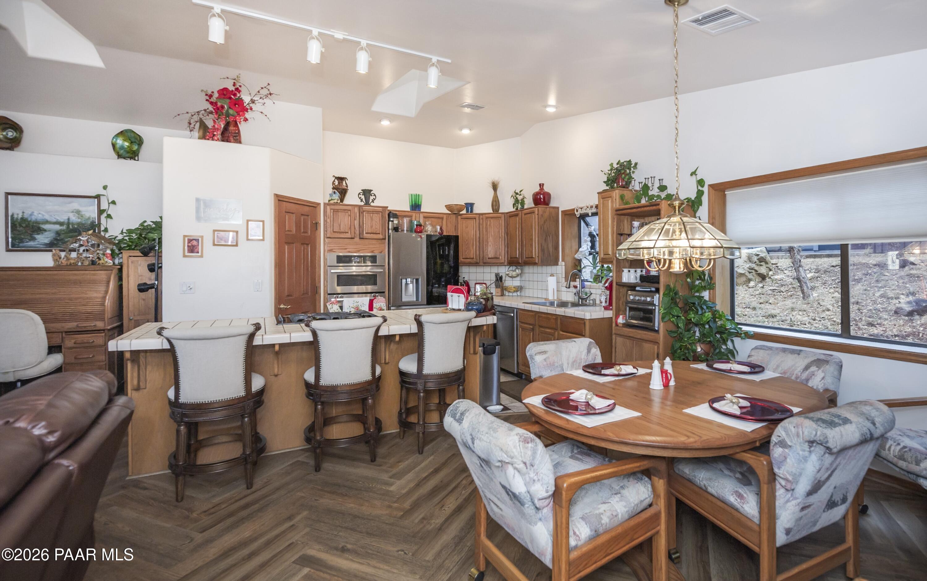 1420 Royal Oak Circle