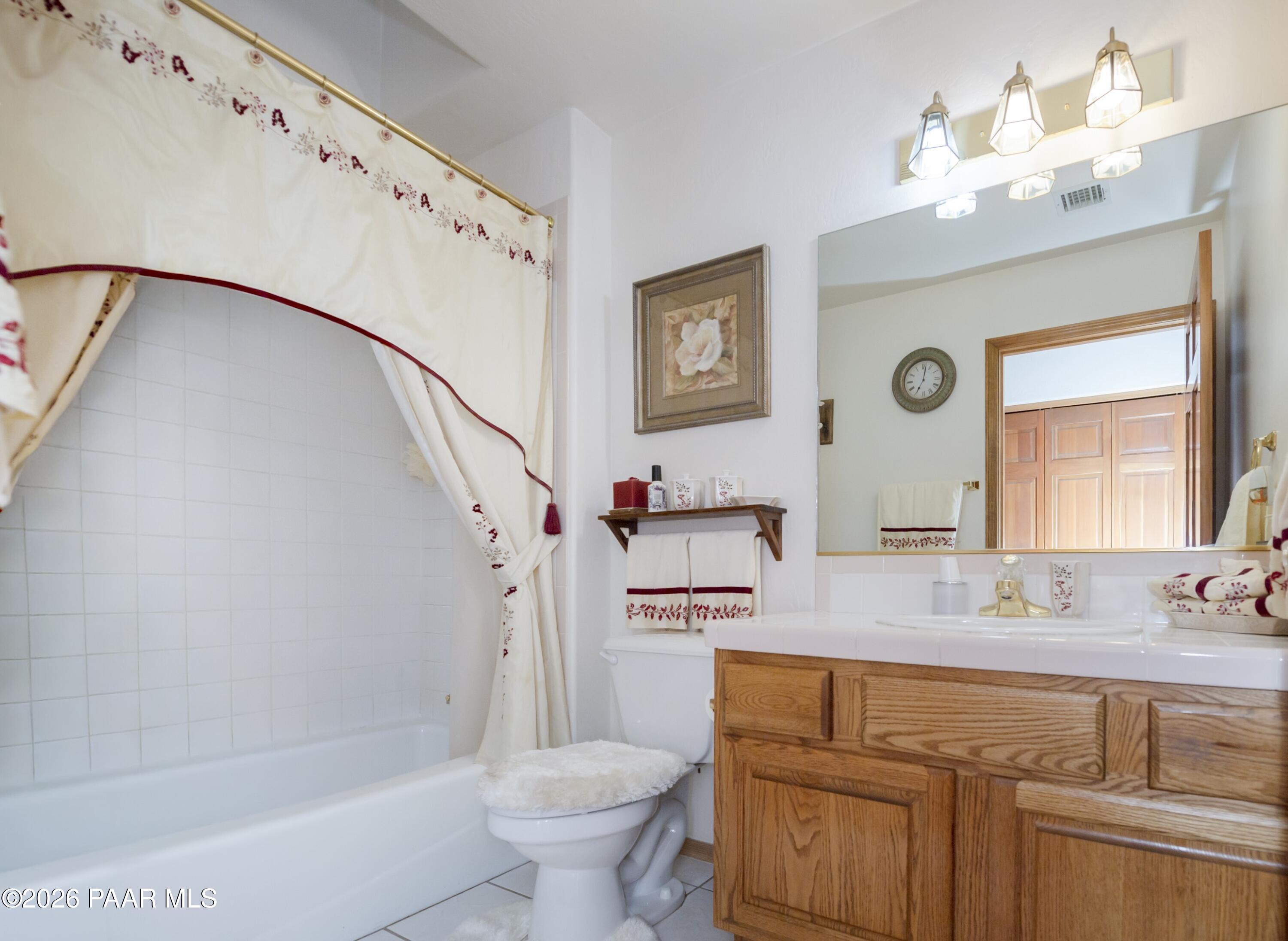 1420 Royal Oak Circle