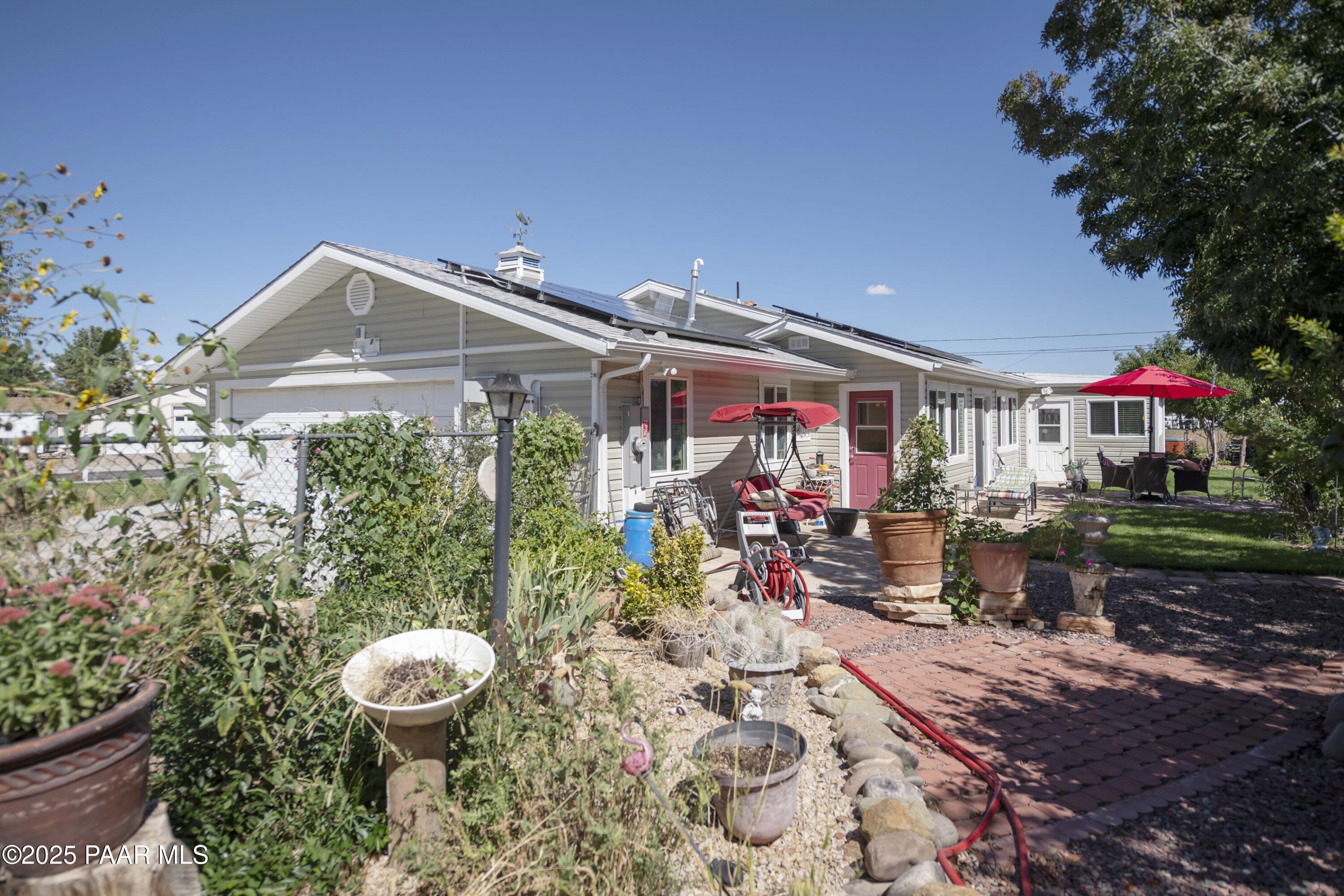 3161 N Valley View Drive