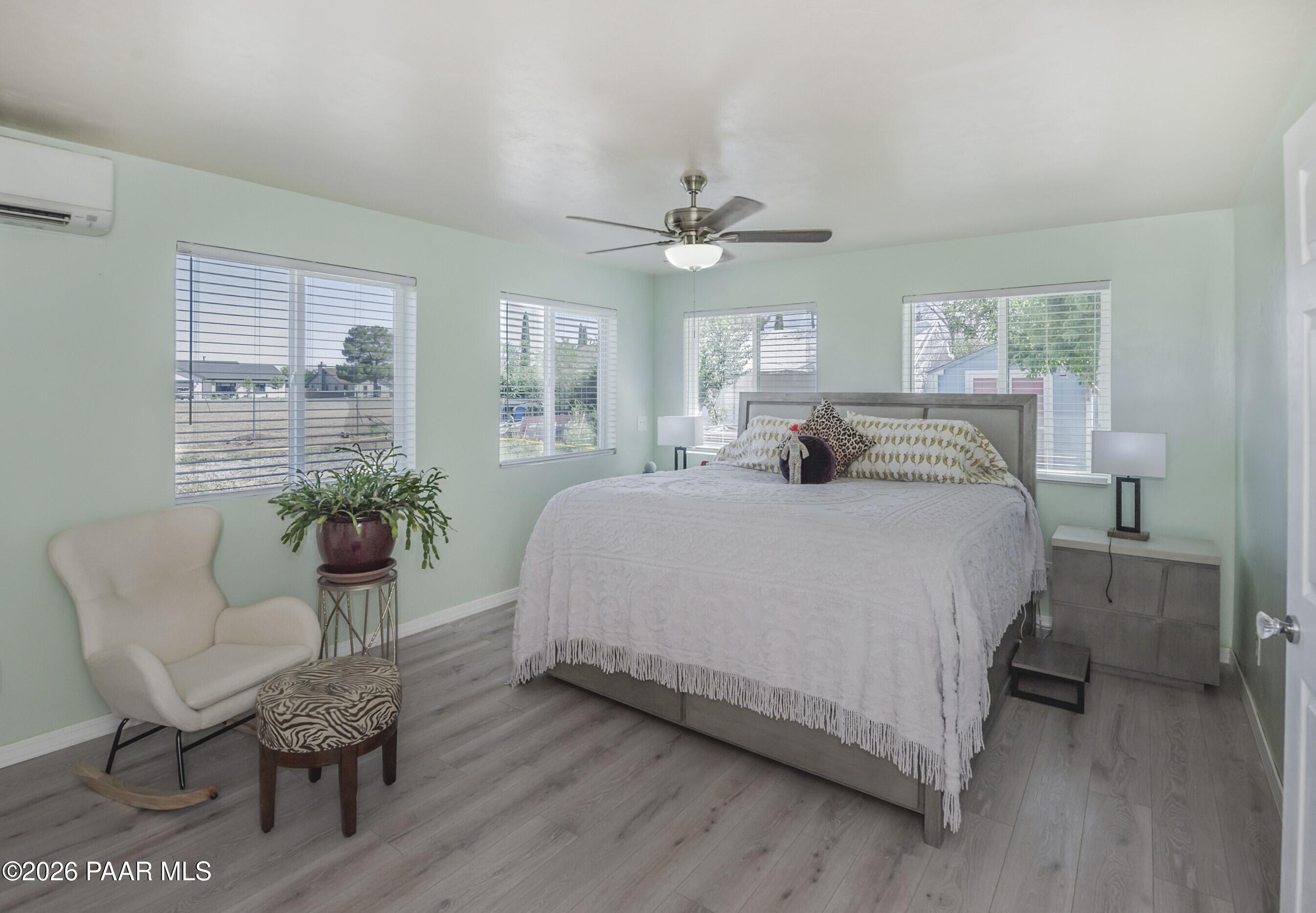 3161 N Valley View Drive