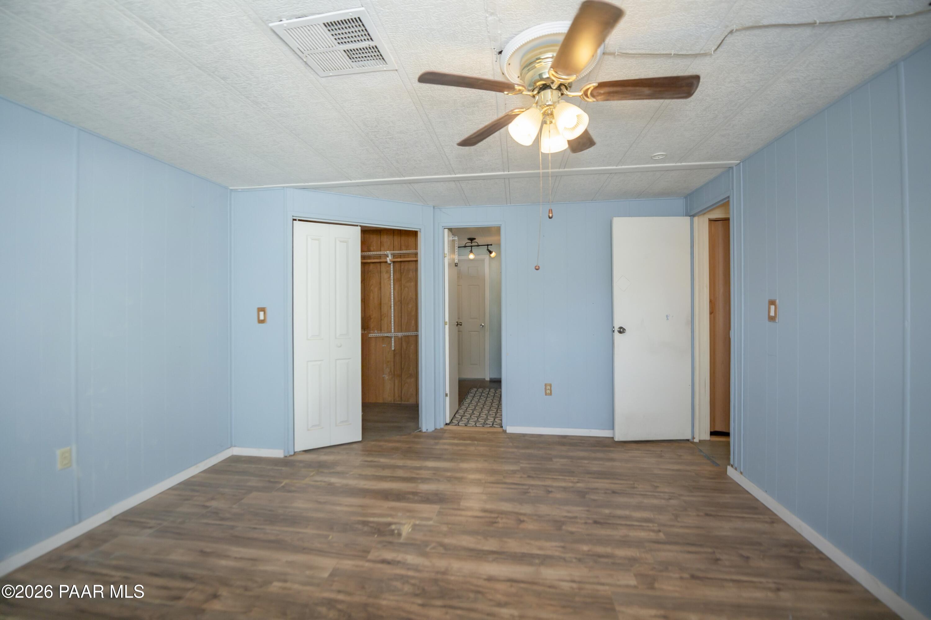 15633 S Red Rock Lane