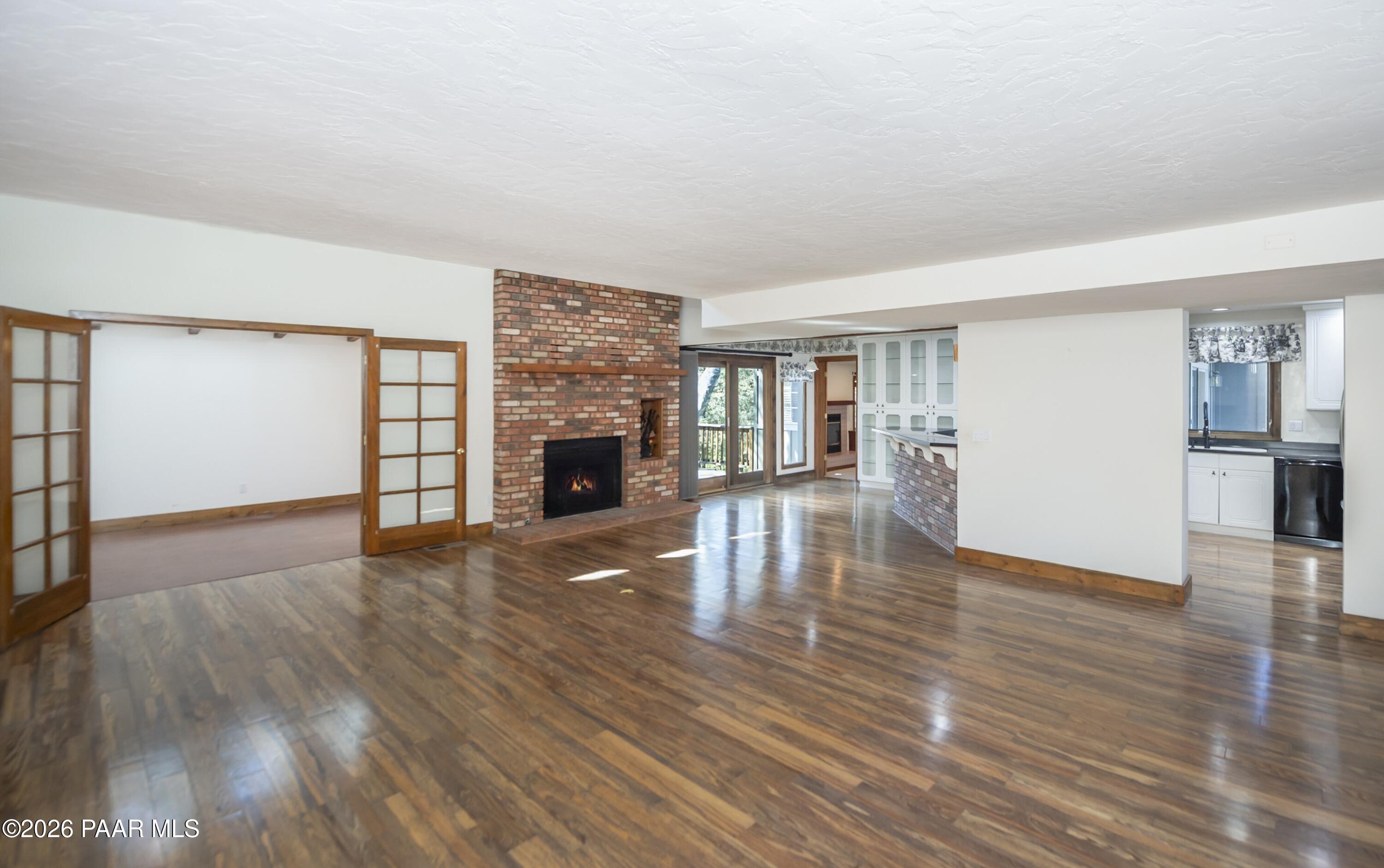 1106 E Timber Ridge Road