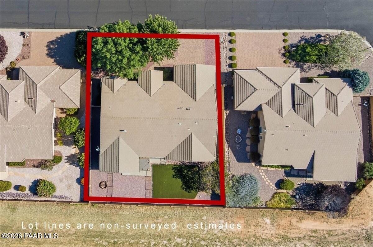 7671 N Outlook Lane