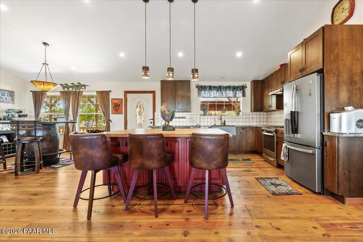 1685 W Summer Trail