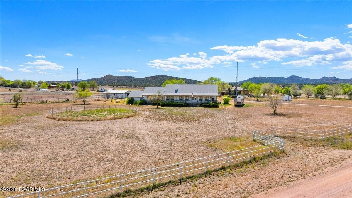 1685 W Summer Trail