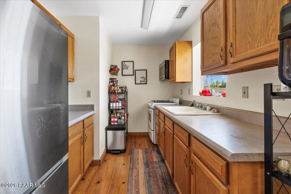 1685 W Summer Trail