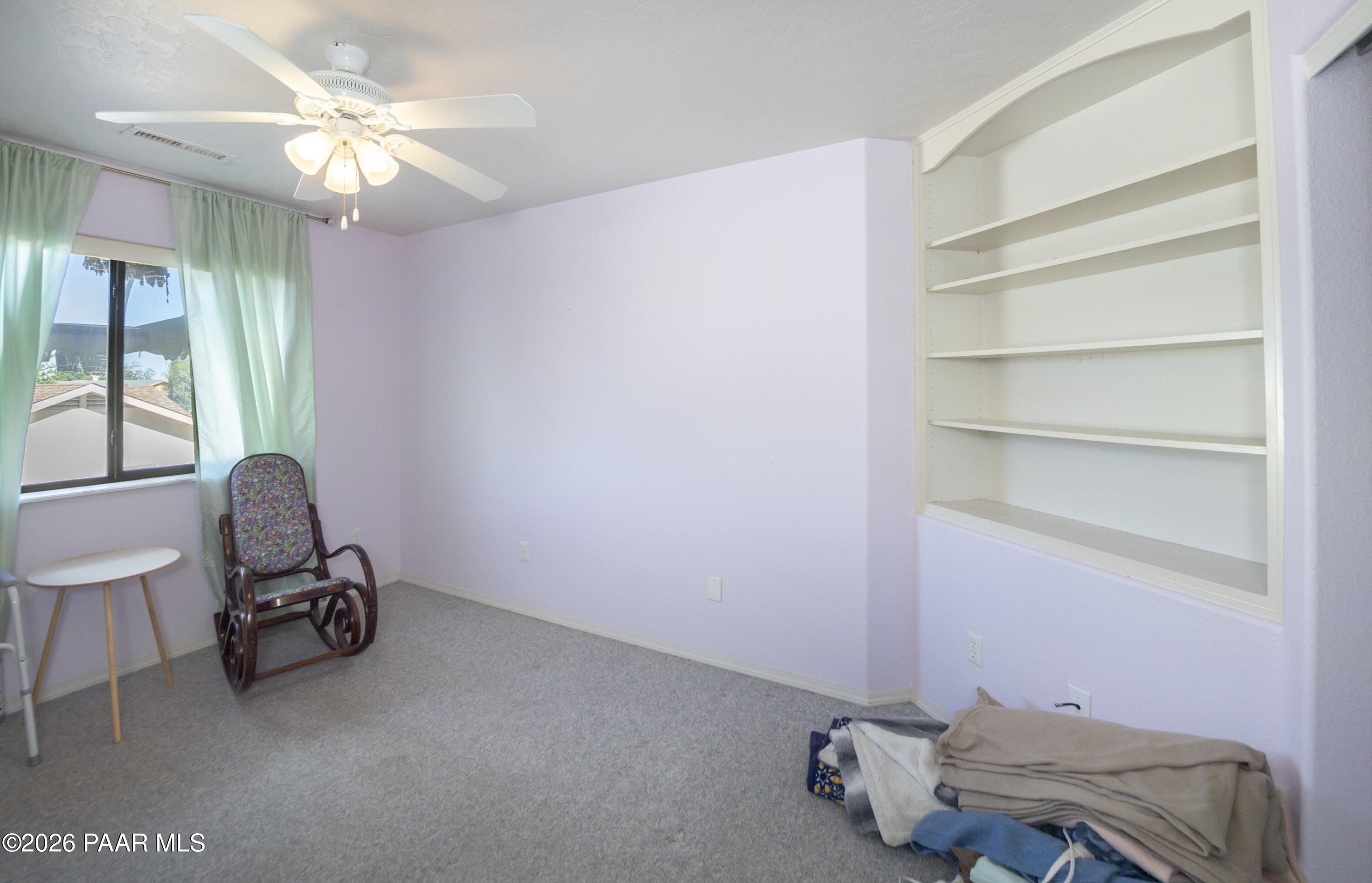 4212 N Cypress Circle