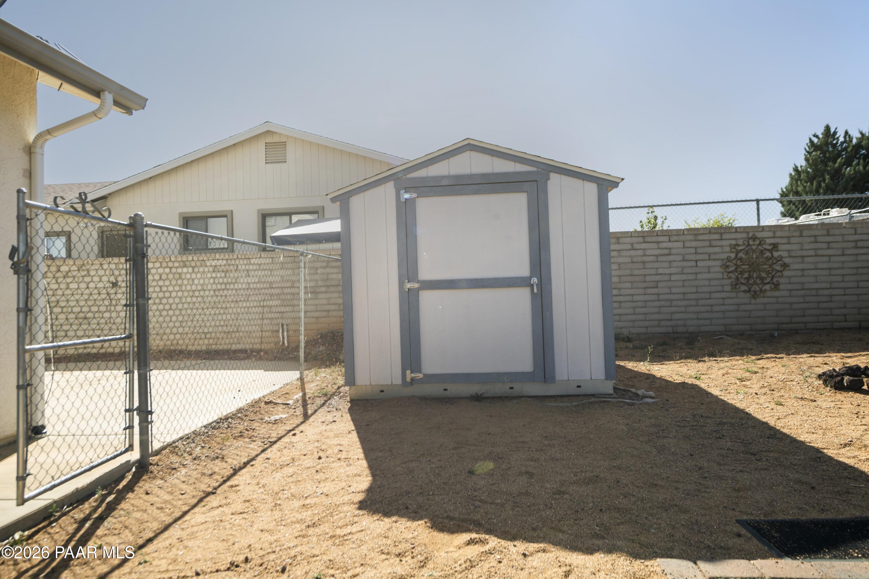 4212 N Cypress Circle