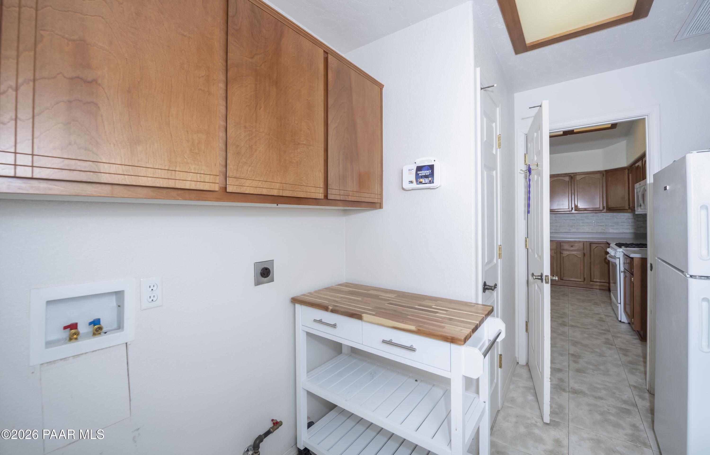 4212 N Cypress Circle