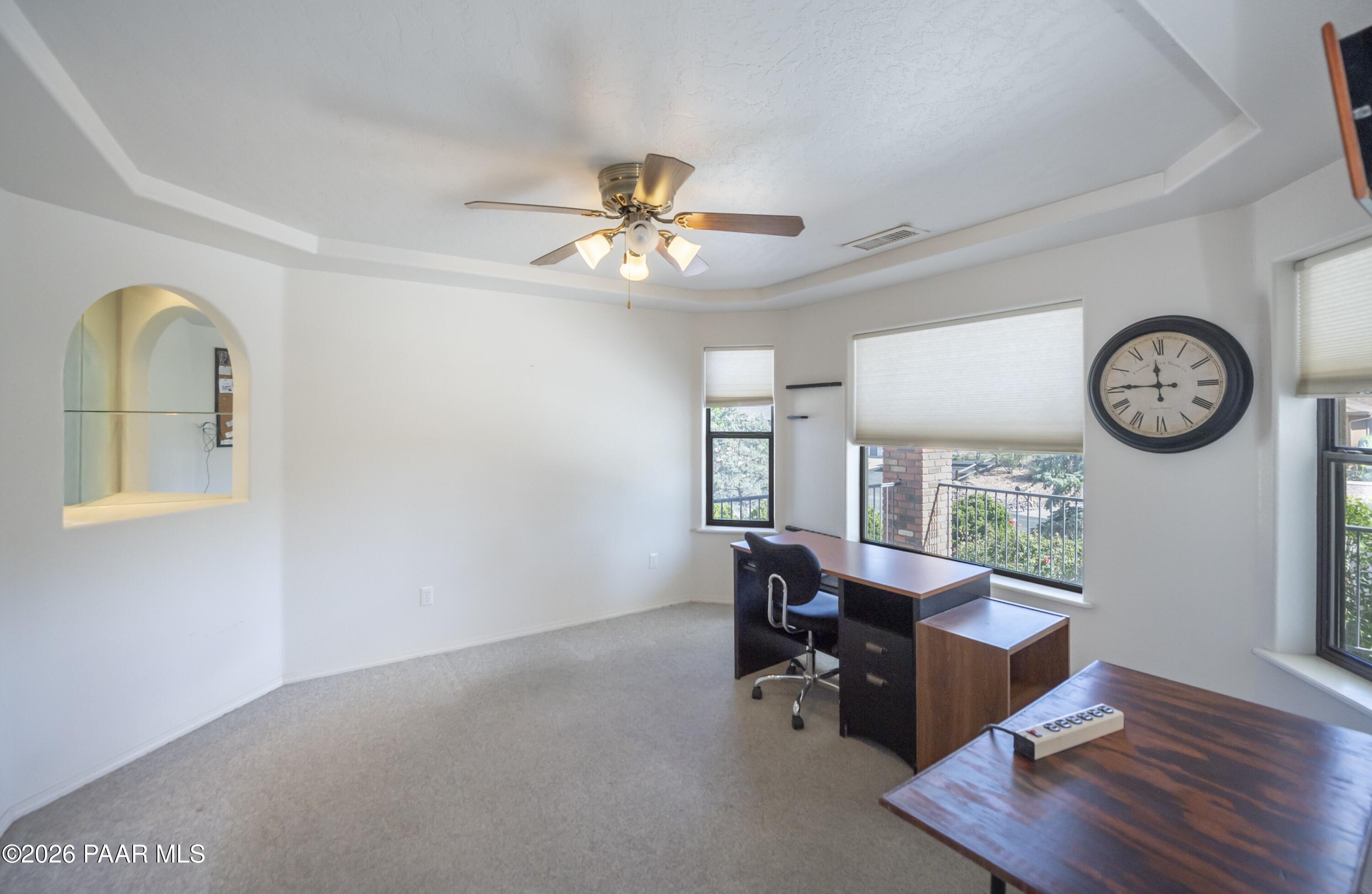 4212 N Cypress Circle