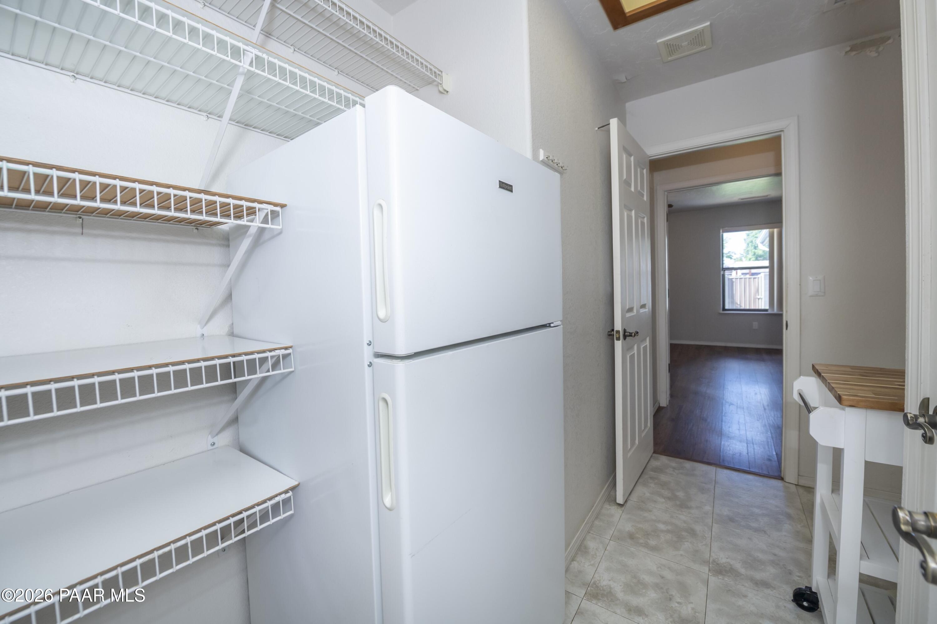 4212 N Cypress Circle