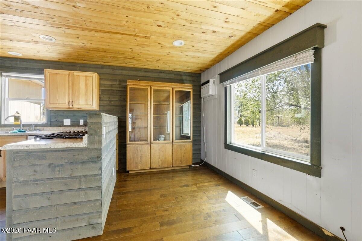 192 N Outback Road