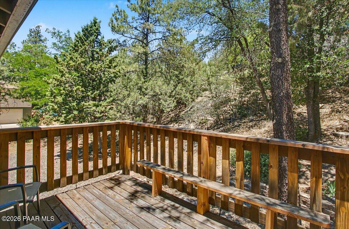 2182 W Mountain Laurel Road