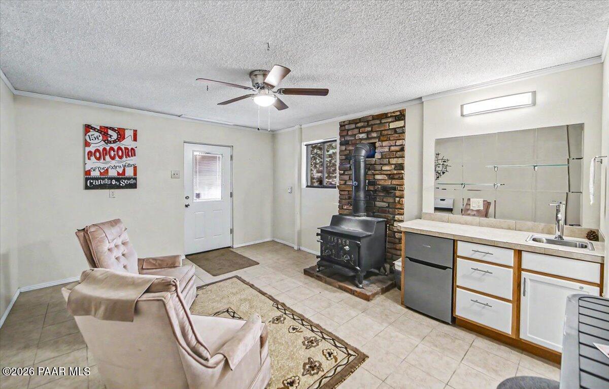 2182 W Mountain Laurel Road