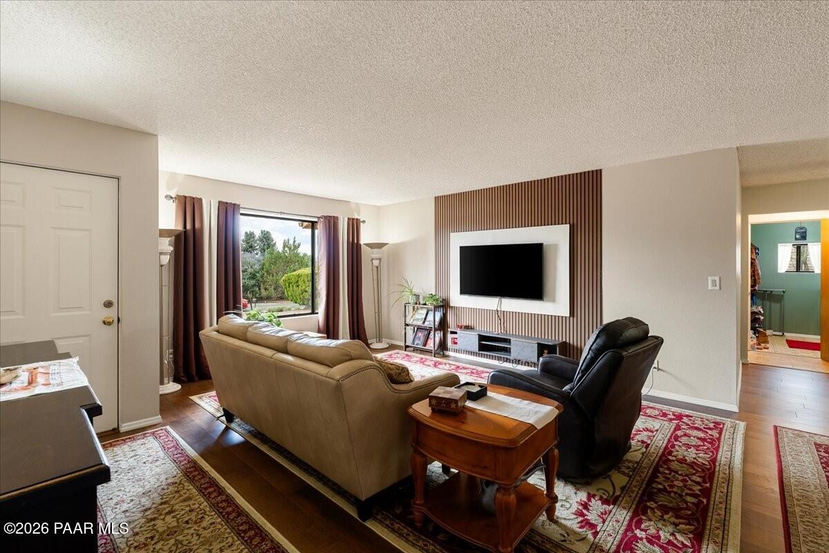 11200 E Manzanita Trail
