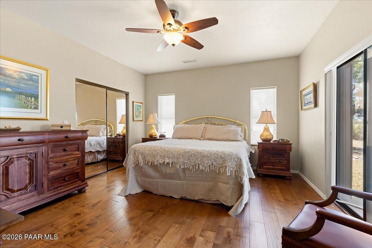 1001 Studebaker Way