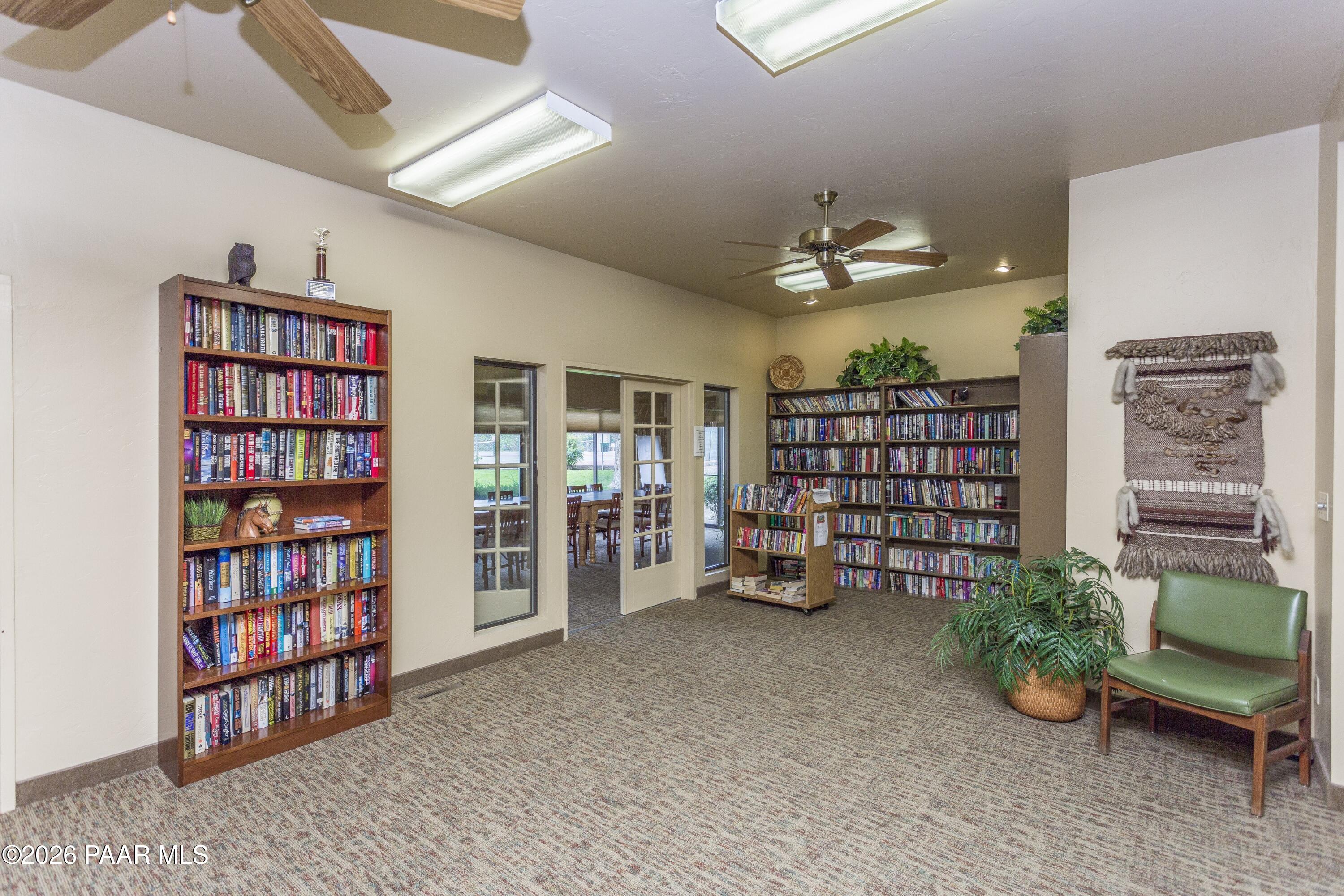 1001 Studebaker Way