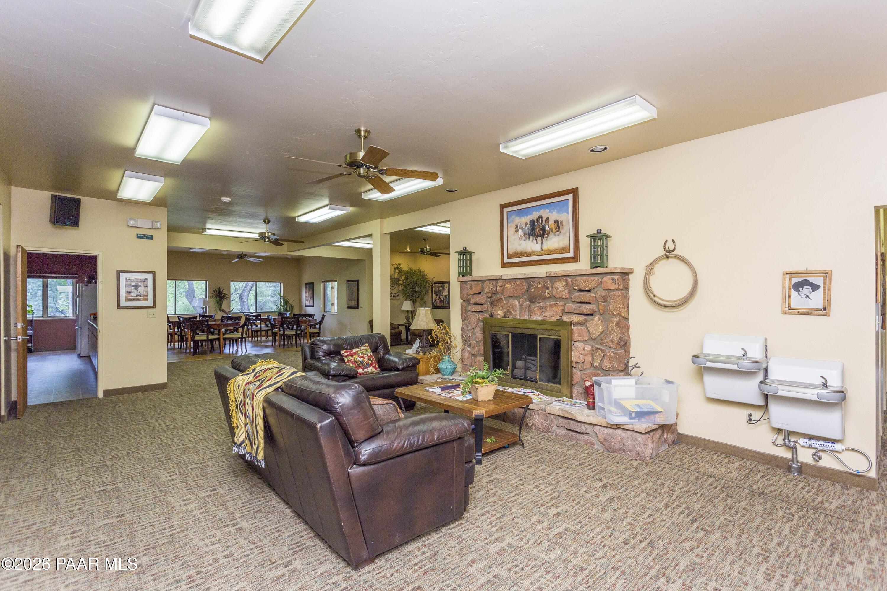 1001 Studebaker Way