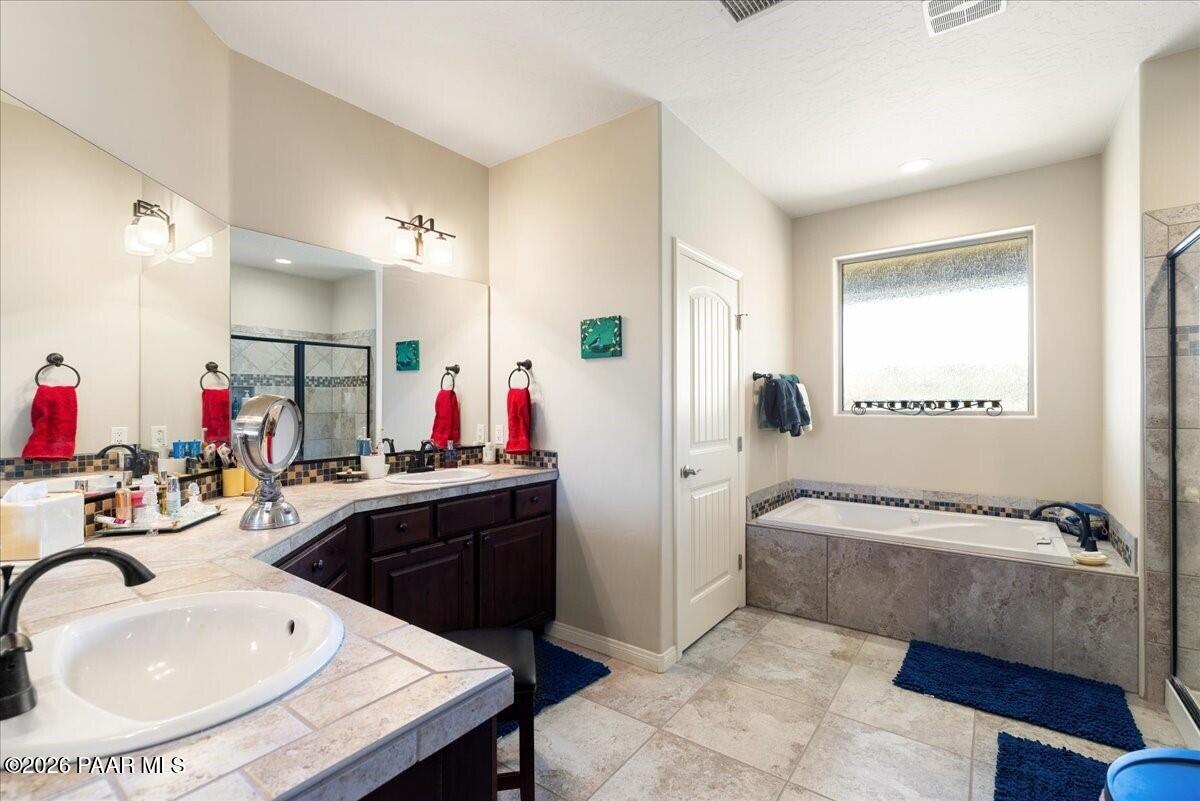1052 Rough Diamond Drive