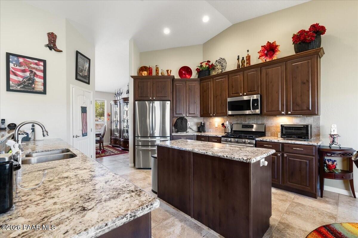 1052 Rough Diamond Drive