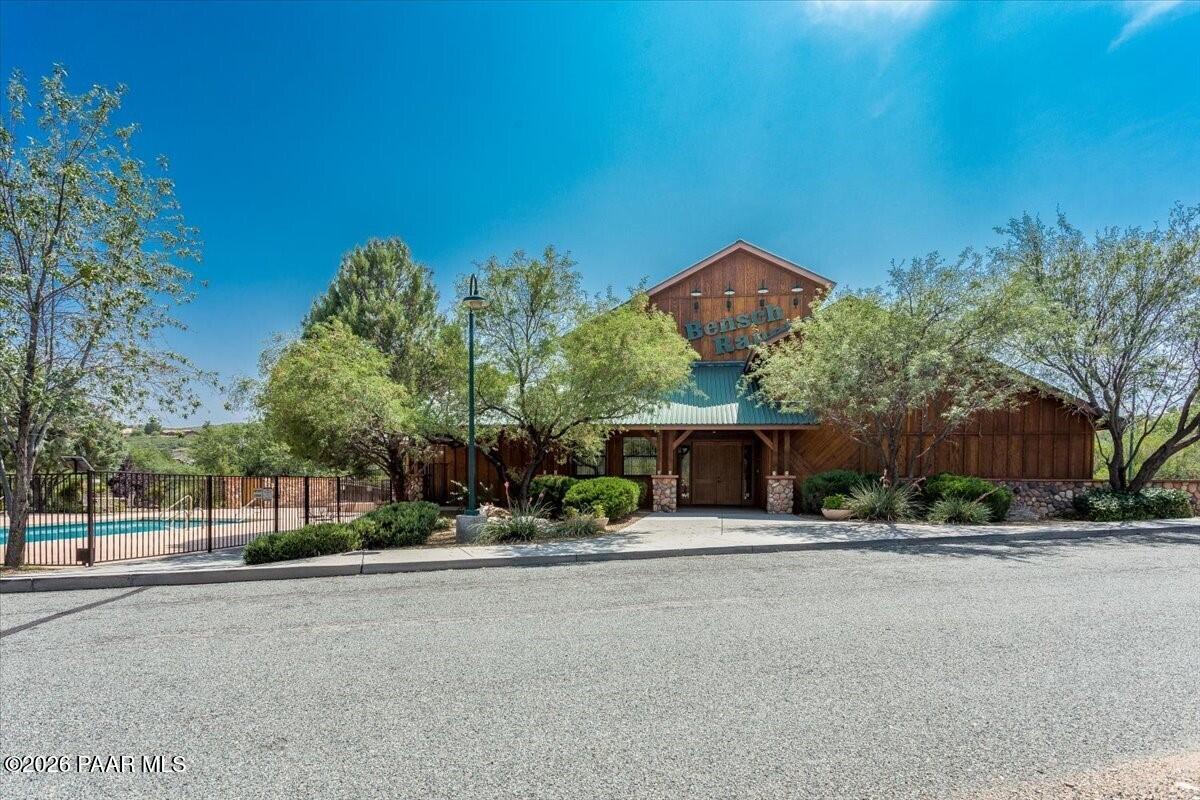 15865 E Broken Bit Road