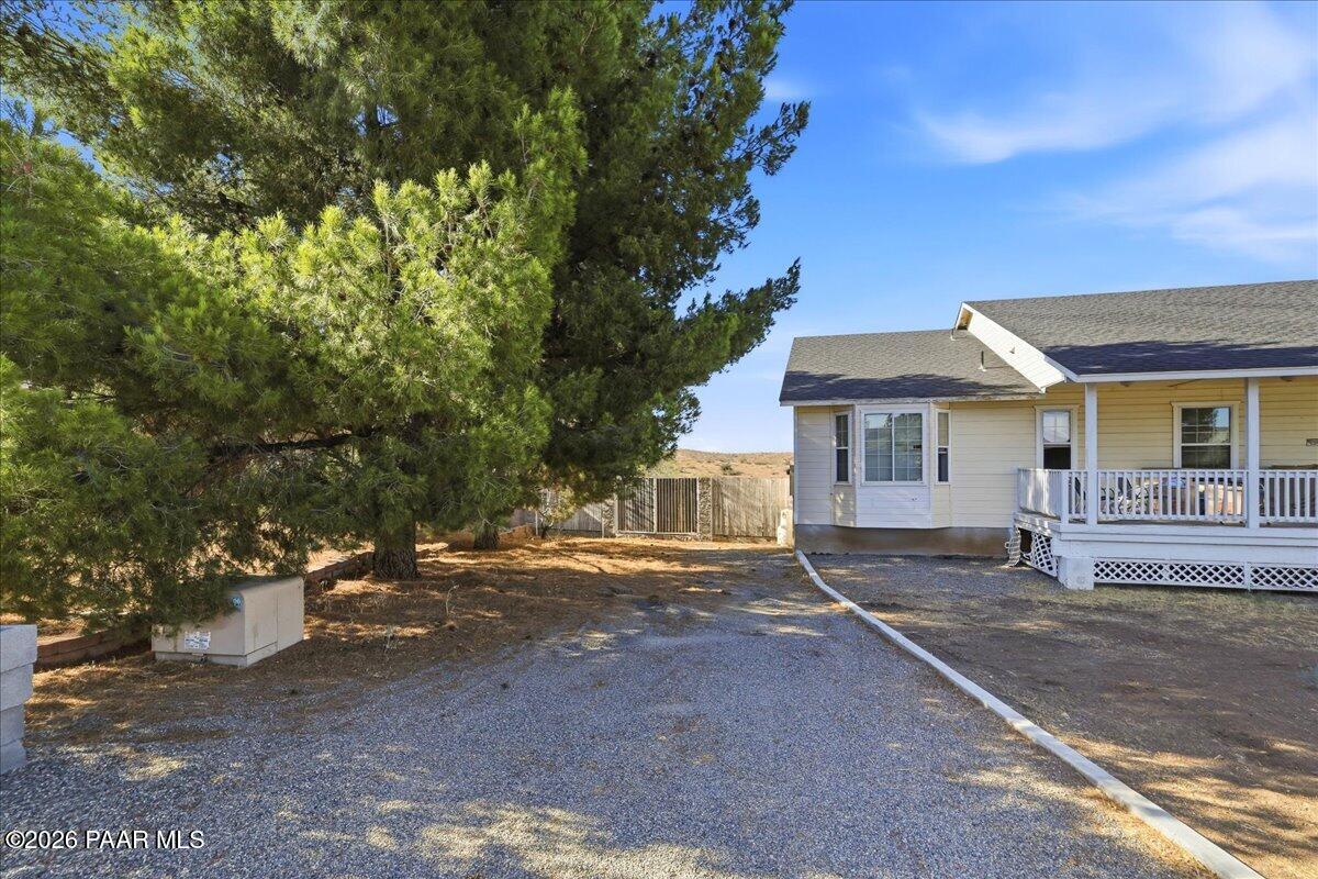 17708 E Bluejay Drive