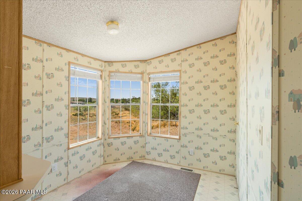 17201 E Peach Tree Road