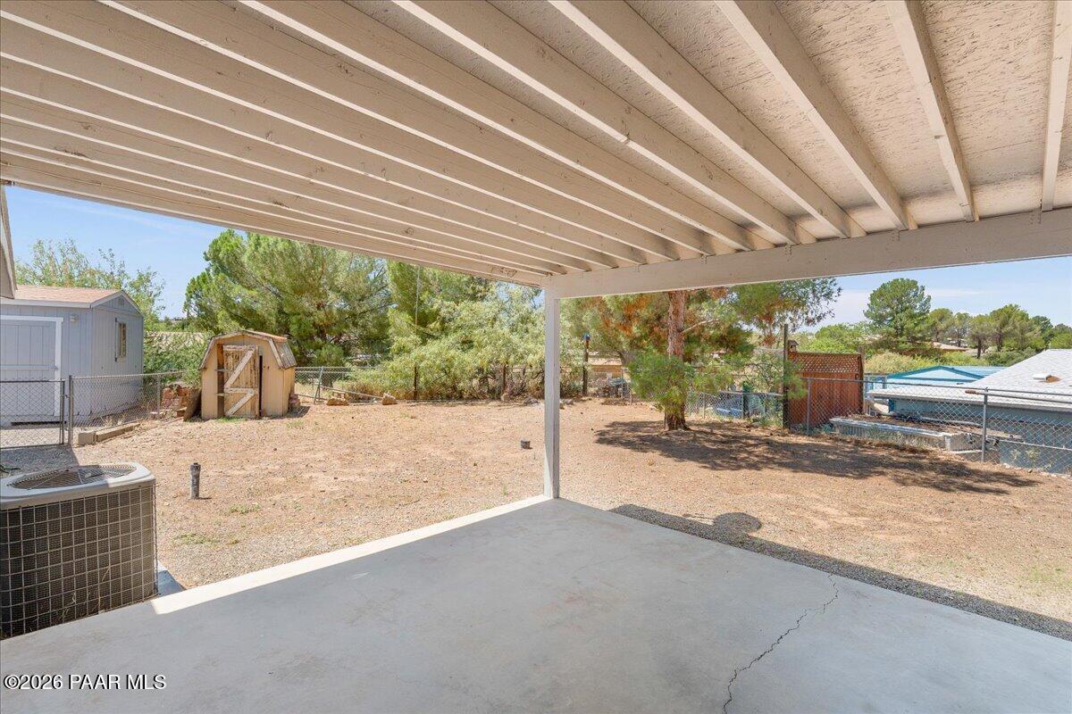 17201 E Peach Tree Road