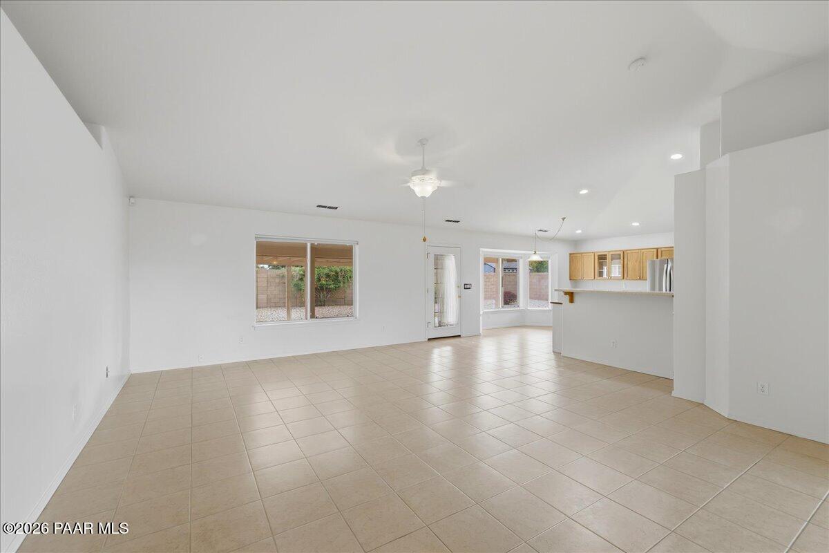 4325 N Plainsman Way