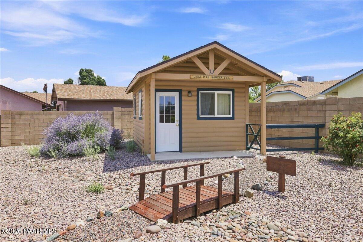 4325 N Plainsman Way