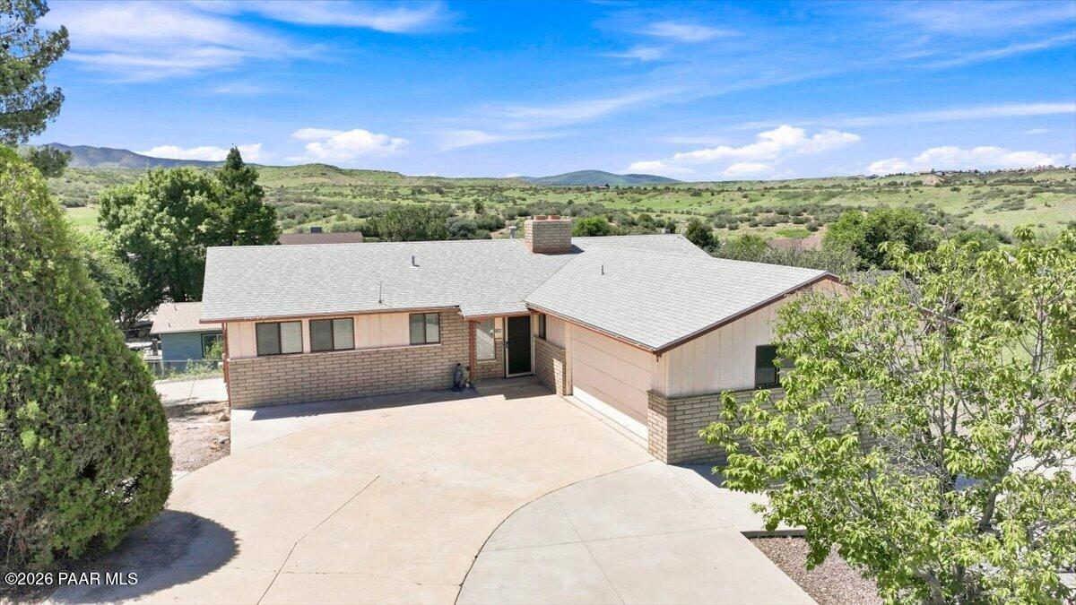 606 N Cochise Drive