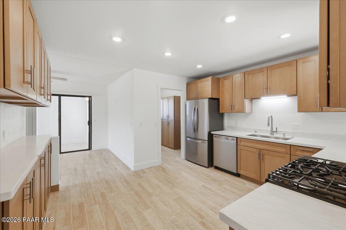 606 N Cochise Drive