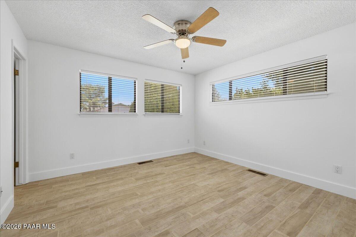 606 N Cochise Drive