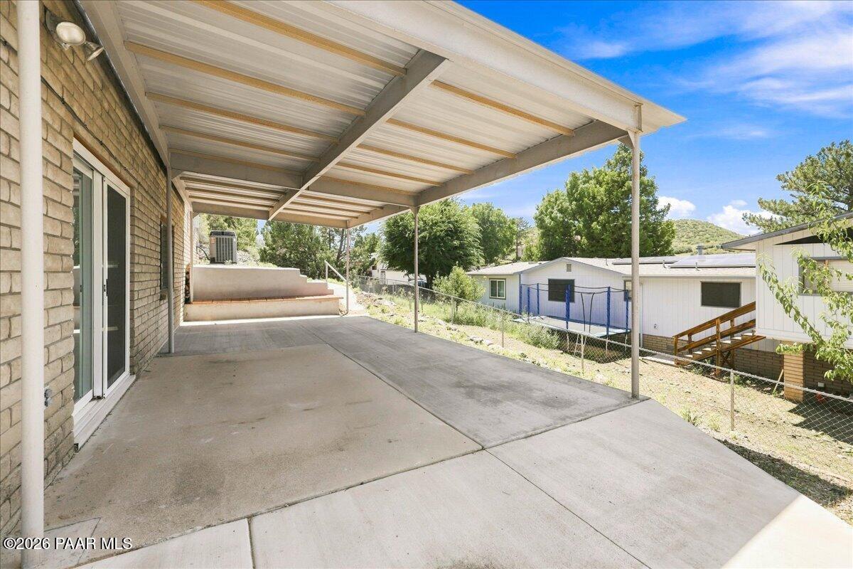 606 N Cochise Drive